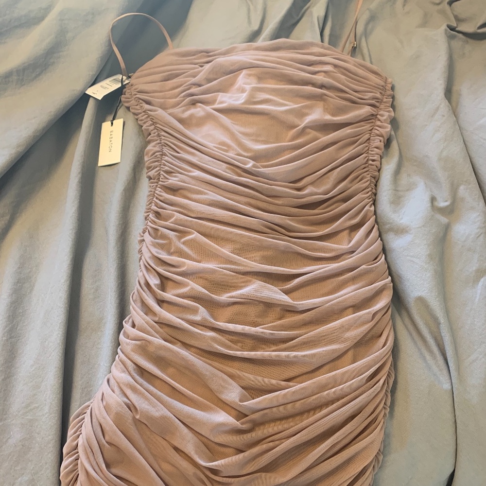 Aritzia babaton Fabian dress - size 6